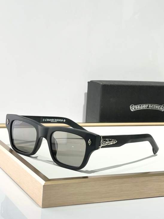 Picture of Chrome Hearts Sunglasses _SKUfw66527567fw